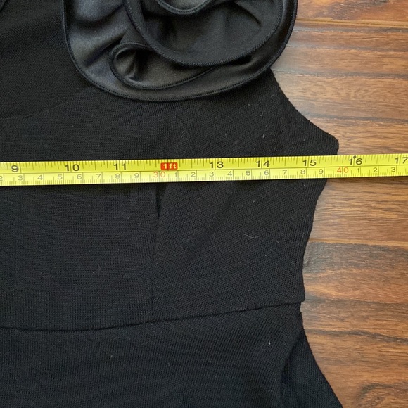 Absolutely adorable little black tiered dress in size M - Picture 10 of 10